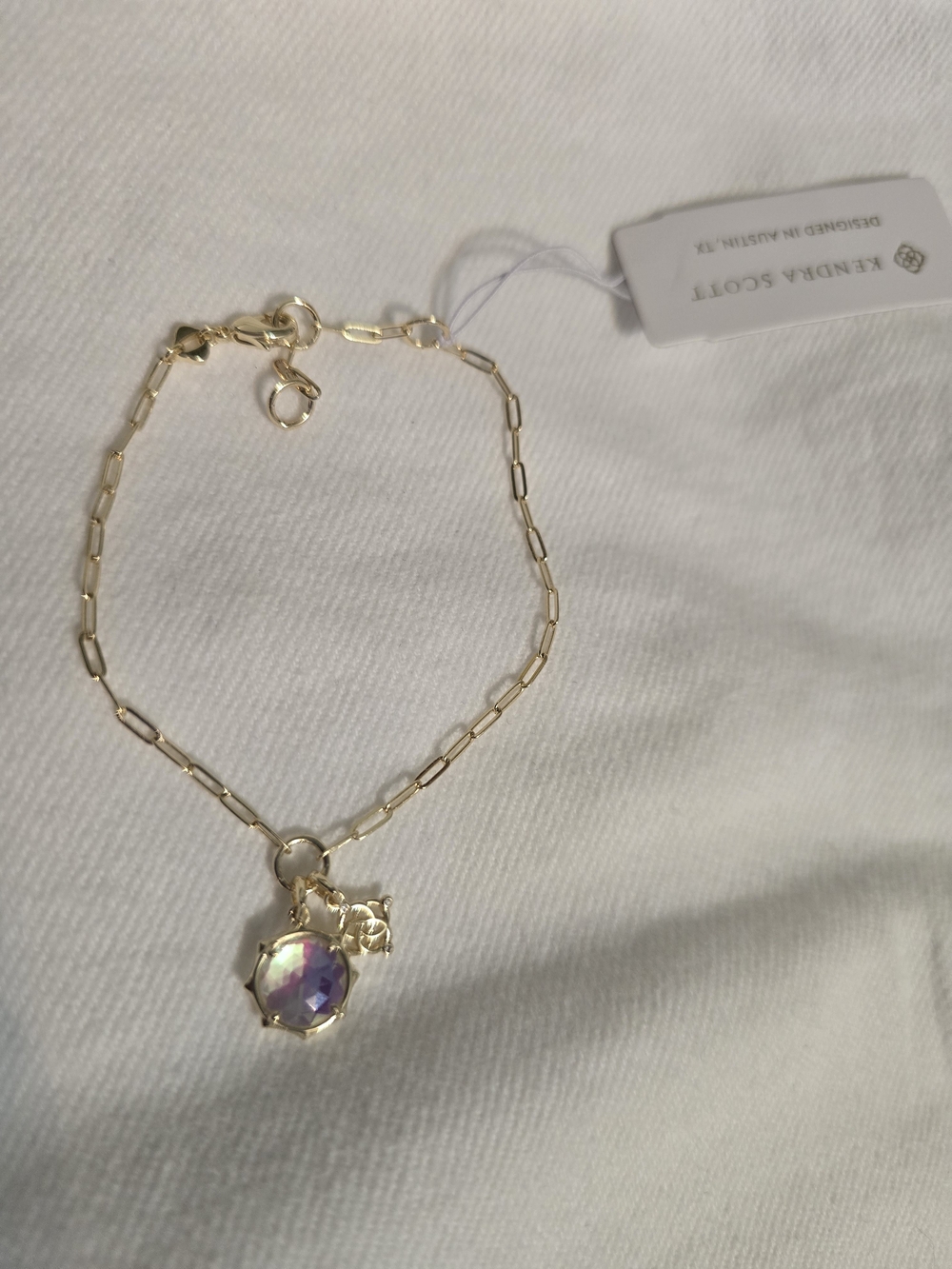 Kendra Scott Gold Link Necklace with Iridescent Pendant - Picture 2 of 3